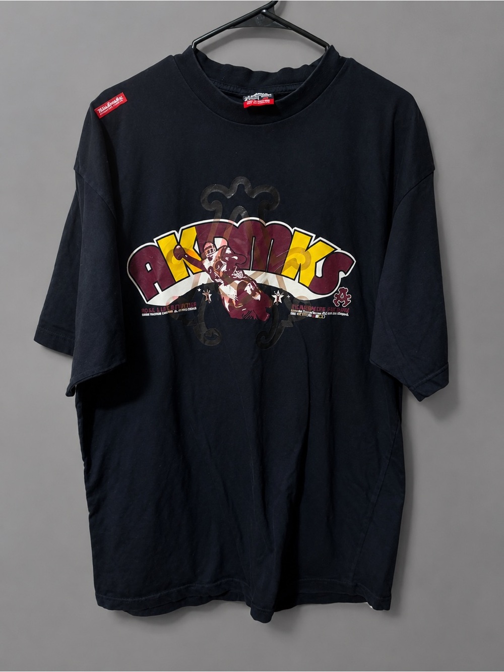 Akademiks tee
